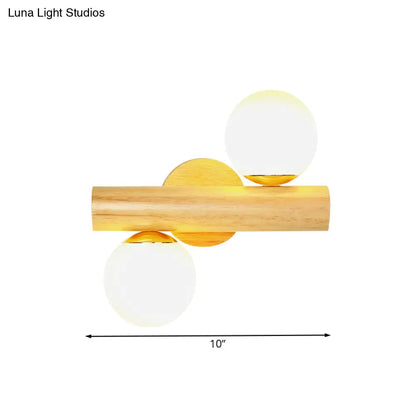 Lámpara de pared DecorBites™ contemporánea de cristal opalino con base de madera - 2 luces en blanco para baño