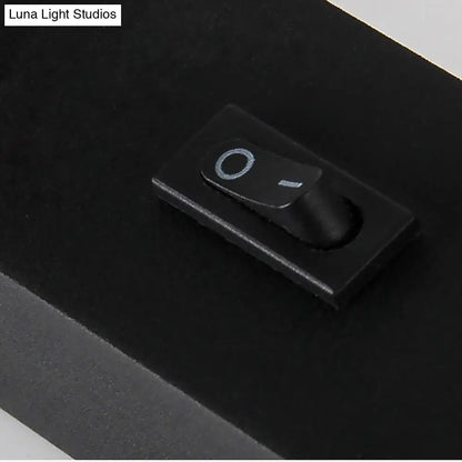 Aplique de pared mini LED contemporáneo DecorBites™ con diseño metálico giratorio - Negro/Plata/Blanco