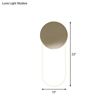 مصباح حائط بيضاوي معاصر من DecorBites™ مزود بوحدة إضاءة LED أكريليك وغطاء معدني ذهبي لغرف النوم
