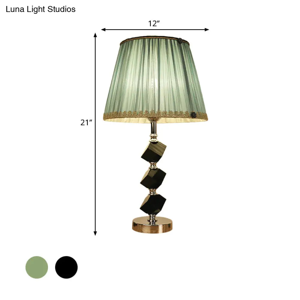 مصباح طاولة معاصر أحمر/أخضر مع إضاءة بجانب السرير من الكريستال المشطوف وحواف مضفرة