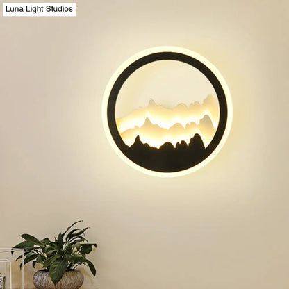 مصباح جداري LED دائري معاصر من الأكريليك على شكل جبل