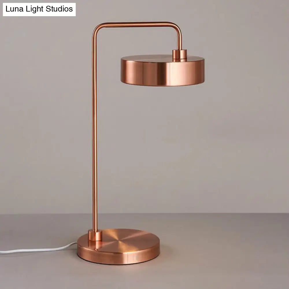 Contemporary Round Shade Desk Lamp - Metallic 1-Light Black/Gold Lighting for Bedroom