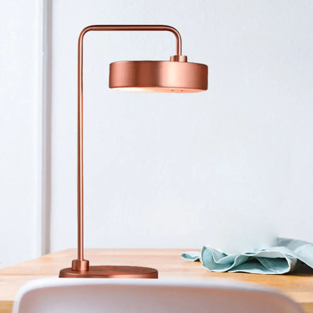 Contemporary Round Shade Desk Lamp - Metallic 1-Light Black/Gold Lighting for Bedroom