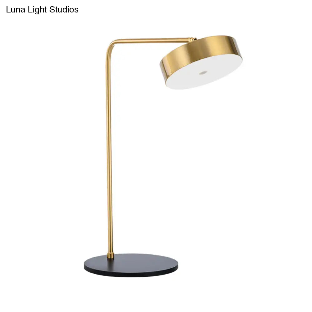 مصباح طاولة دائري عصري بذراع معدني لوضعه بجانب السرير أو على طاولة بجانب السرير