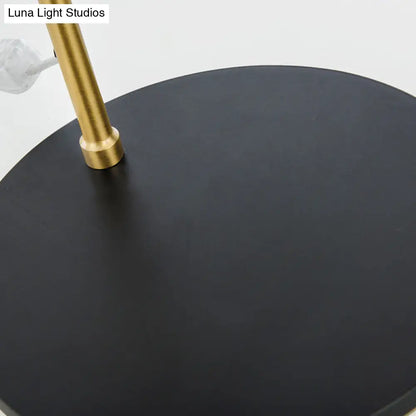 مصباح طاولة دائري عصري بذراع معدني لوضعه بجانب السرير أو على طاولة بجانب السرير