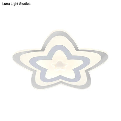 Lámpara de techo LED DecorBites™ Contemporary Star Slim en color blanco: ¡Perfecta para la sala de juegos!