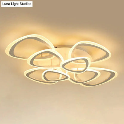 DecorBites™ DecorBites™ Contemporary Triangle LED Flush Mount Light for Living Room Ceiling in White Acrylic