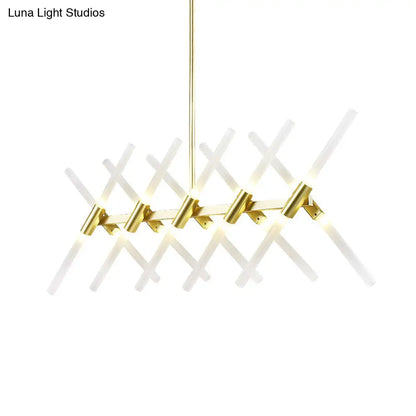Lámpara de isla DecorBites™ contemporánea tubular de acrílico: colgante dorado de 20 luces con varilla extensible