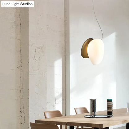 Lámpara colgante contemporánea de cristal blanco DecorBites™ para el techo del comedor