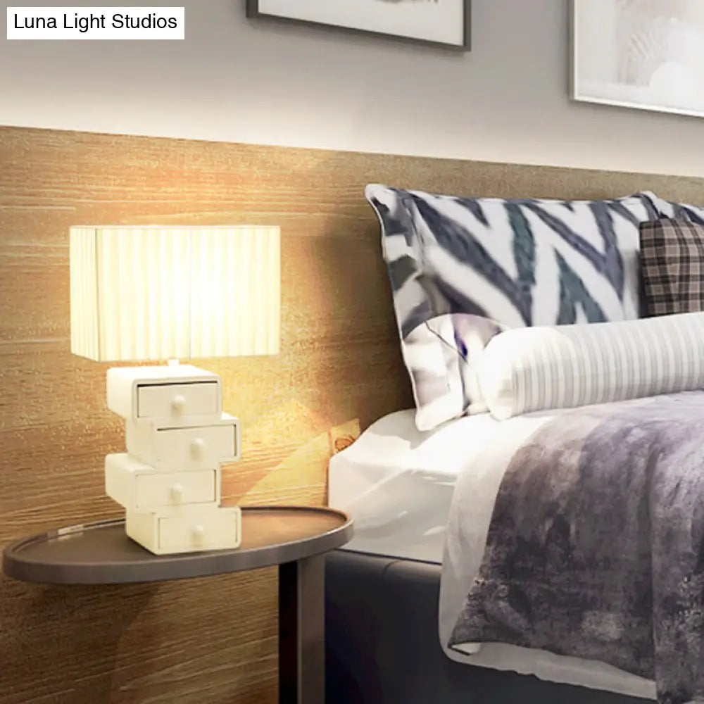 مصباح طاولة جانبي أبيض معاصر مع درج - مصباح طاولة مستطيل من القماش