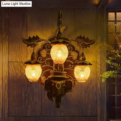 شمعدان جداري على شكل درج ريفي مع غطاء من الخيزران بلون البطيخ باللون البني - وحدة إضاءة جدارية