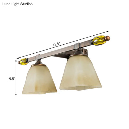 مصباح زينة من النحاس الأصفر بتصميم جرس مُقسّم إلى ألواح على الطراز الريفي - مصباح حائطي بإضاءة 2/3 لإضاءة الحمام