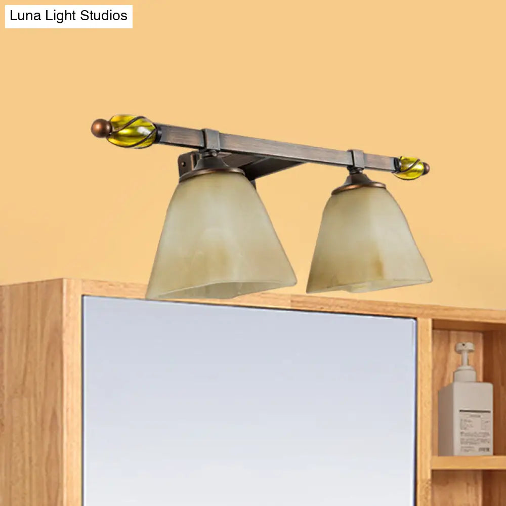 مصباح زينة من النحاس الأصفر بتصميم جرس مُقسّم إلى ألواح على الطراز الريفي - مصباح حائطي بإضاءة 2/3 لإضاءة الحمام