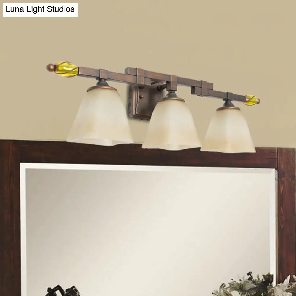 مصباح زينة من النحاس الأصفر بتصميم جرس مُقسّم إلى ألواح على الطراز الريفي - مصباح حائطي بإضاءة 2/3 لإضاءة الحمام