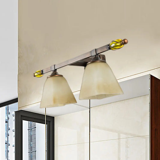 مصباح زينة من النحاس الأصفر بتصميم جرس مُقسّم إلى ألواح على الطراز الريفي - مصباح حائطي بإضاءة 2/3 لإضاءة الحمام