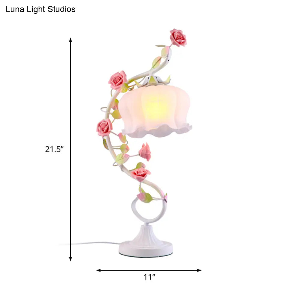 مصباح طاولة بجانب السرير من الزجاج على شكل زهرة ريفية - لمبة واحدة، إضاءة وردية/زرقاء/خضراء لغرفة النوم