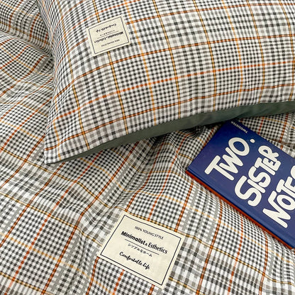 Cozy Nordic Plaid Bedding Set - Queen/King Size