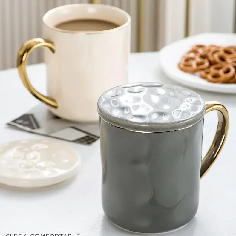 Gray ceramic gold rim mug with hammered silver lid and nordic gold rim handle from rim mug set for coffee use
