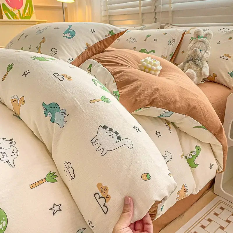 Cream-colored dinosaur-themed duvet cover made of soft cotton featuring decorbites cartoon pattern cotton bedding set