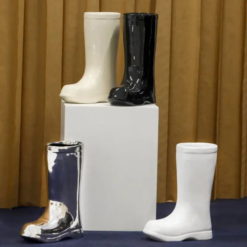 Shiny black rubber boot-shaped decorbites ceramic shoe vase with glossy finish for living room flower decor