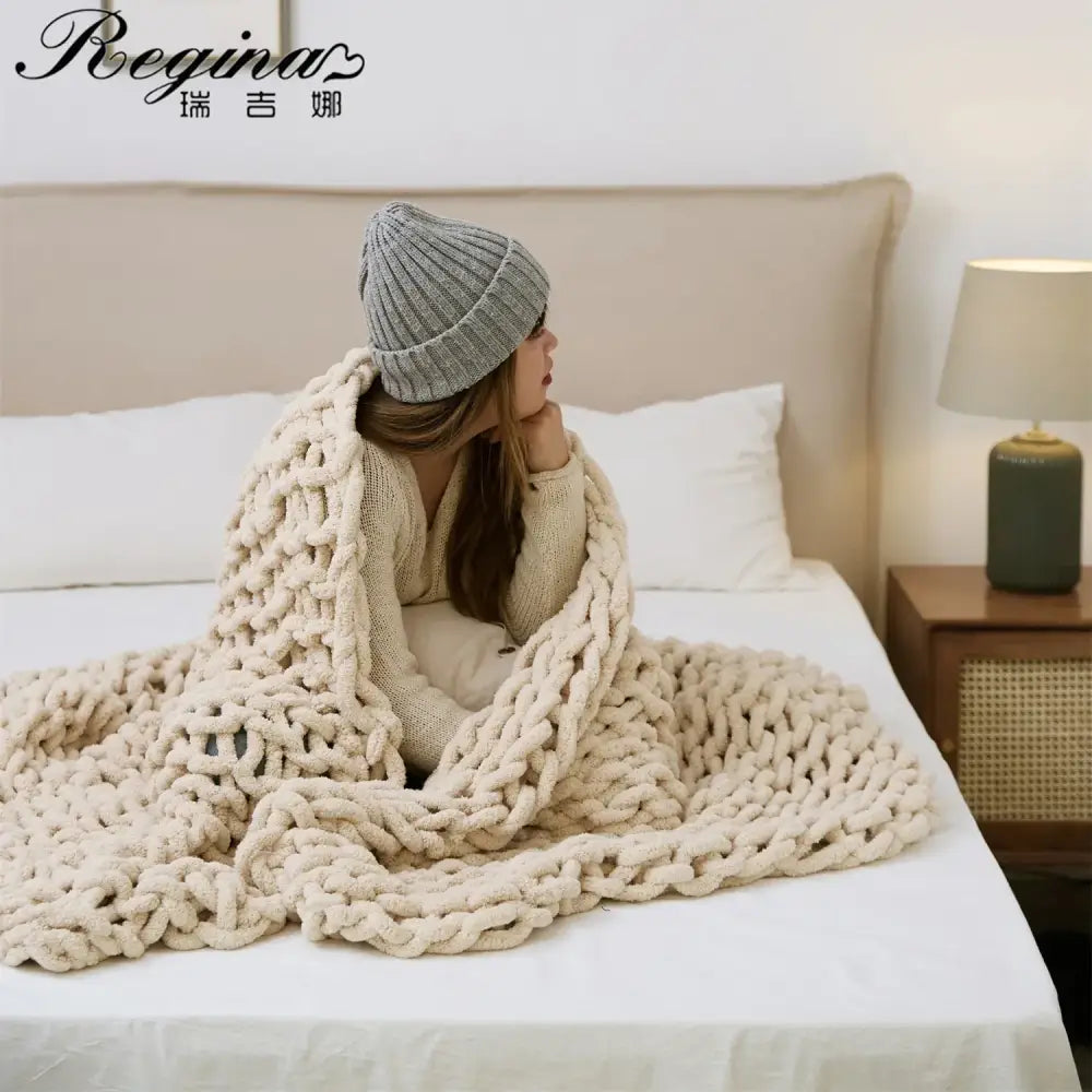 Cream cozy chenille chunky knit throw blanket in cream color with textured weave for bedroom decorbites cozy chenille