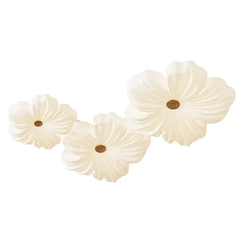 Three cream wind eye protection ceiling light wall sconces with petal-shaped cream wind decorbites cream wind centers
