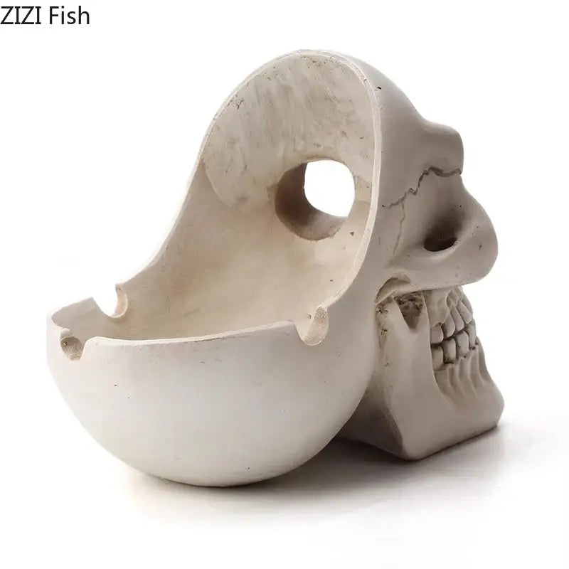 White resin creative skull ashtray with hollow interior and detailed teeth for living room smoking gift