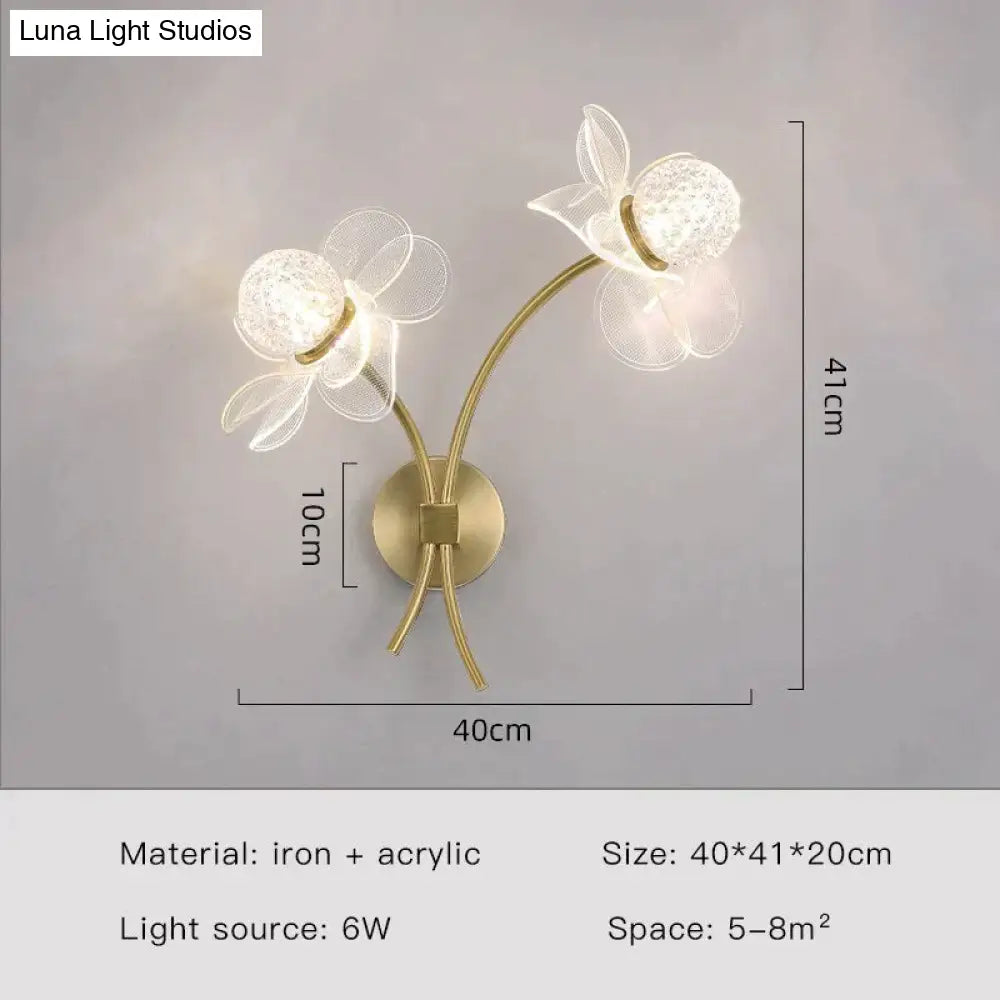 Lámpara de pared LED dorada decorativa DecorBites™ con diseño floral creativo para dormitorio, mesilla de noche o sala de estar.