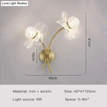 Lámpara de pared LED dorada decorativa DecorBites™ con diseño floral creativo para dormitorio, mesilla de noche o sala de estar.