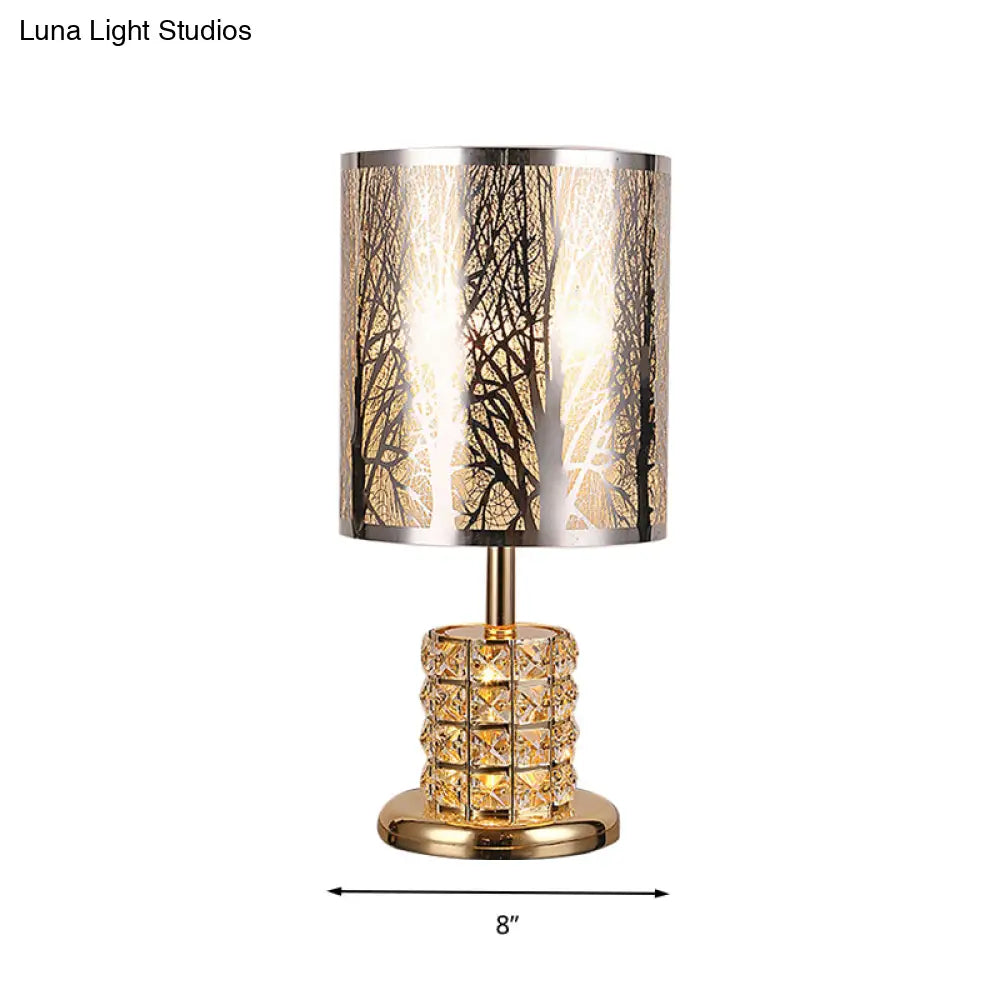 مصباح طاولة بجانب السرير من الكريستال الذهبي مع تفاصيل زهرة/شجرة، مثالي لغرفة النوم، بتصميم تقليدي