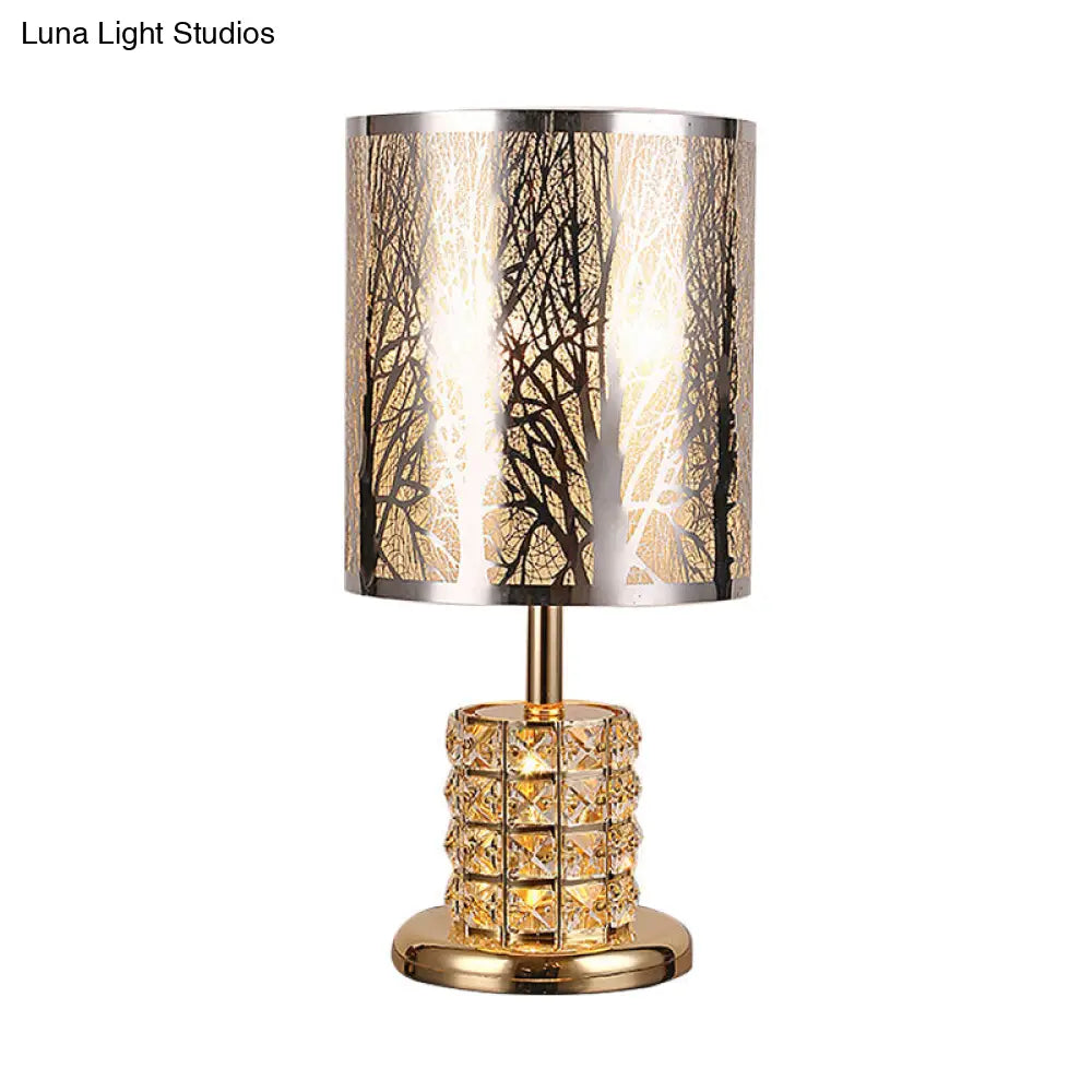 مصباح طاولة بجانب السرير من الكريستال الذهبي مع تفاصيل زهرة/شجرة، مثالي لغرفة النوم، بتصميم تقليدي
