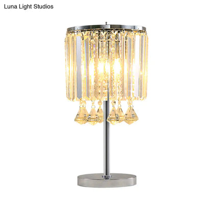 مصباح طاولة من الكروم على شكل دمعة كريستالية مع ظلال أسطوانية حديثة متعددة الأوجه - مصباح عمل برأسين