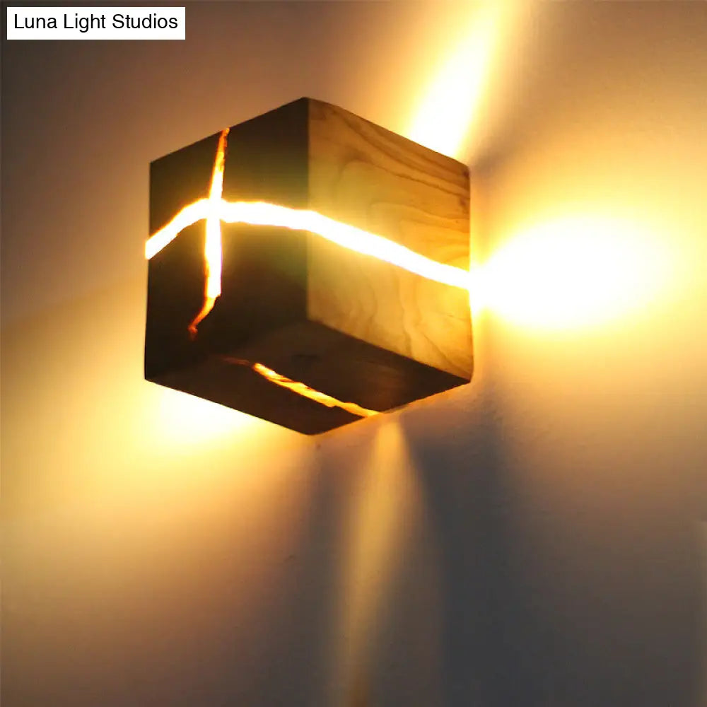 DecorBites™ DecorBites™ Cube Crack Wood Flush Wall Light - Nordic LED Beige Lamp