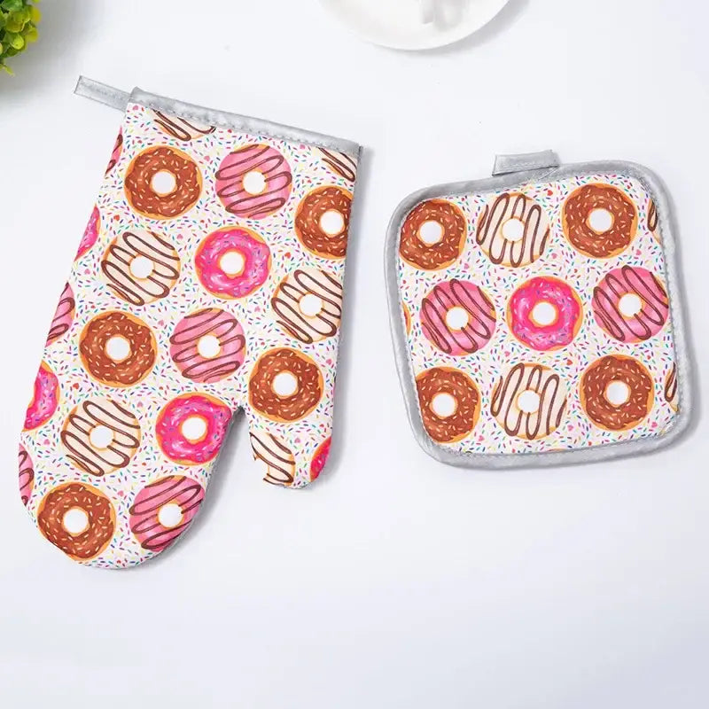 Cupcake print cotton kitchen baking gloves and pot holder set with pink and brown donut design for kitchen baking microwave use