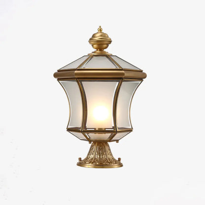 مصباح عمودي من البرونز المنحني بتصميم بسيط، مصنوع من الزجاج المصنفر بثلاثة مصابيح - مثالي لإضاءة المناظر الطبيعية