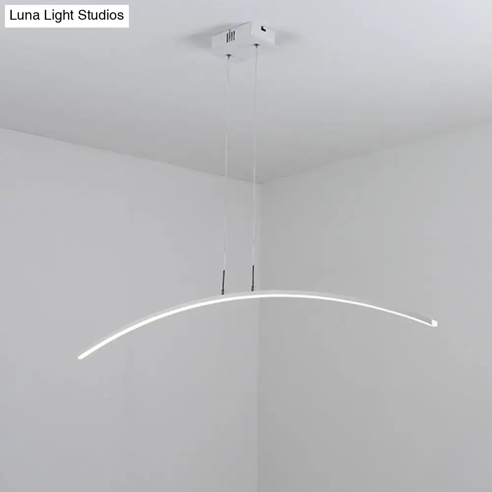 DecorBites™ Curved Metallic Black/White LED Island Lamp for Warm/White Lighting