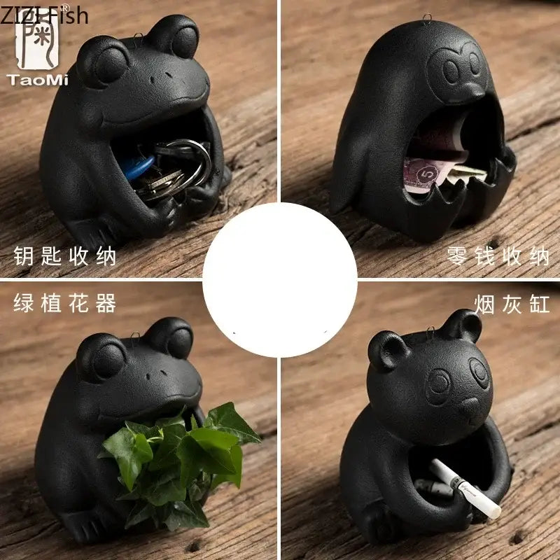 Cute black ceramic frog-shaped key holder with wide open mouth for storing keys and small items cartoon animal decor