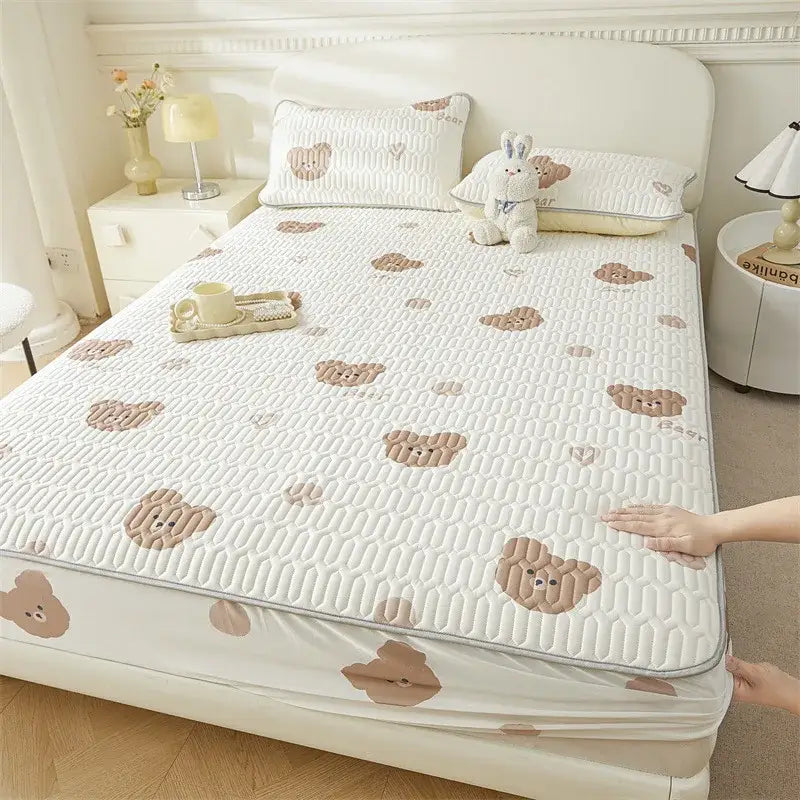 Cute white quilted fitted sheet with beige bear cartoon pattern cooling design for bedroom use