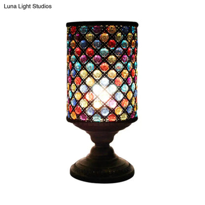 مصباح طاولة أسطواني من النحاس الأصفر - ديكور أنيق لغرفة المعيشة