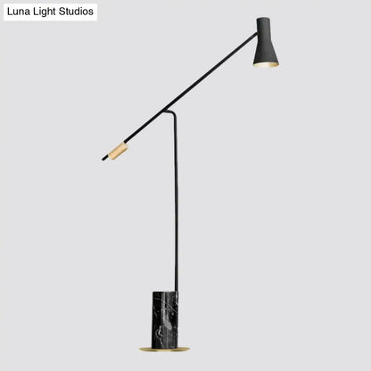 مصباح أرضي أسطواني من الرخام: مصباح LED أسود قائم مع غطاء مصباح يدوي لغرفة المعيشة