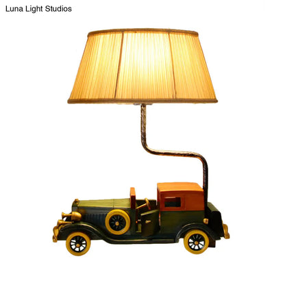 Dark Cartoon Car Desk Lamp - Resin 1-Light Desk Light for Boys Bedroom