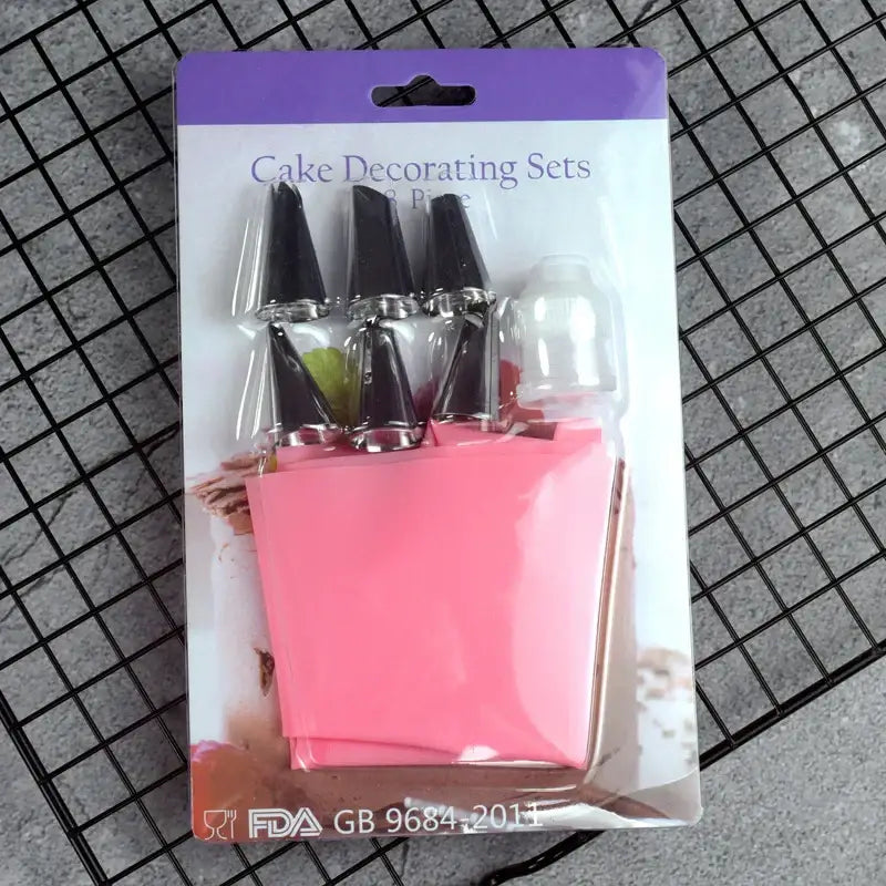 Decorbites™ pink silicone piping bag with 8pc silicone piping and 6pc nozzle set for cake decorating with clear cap