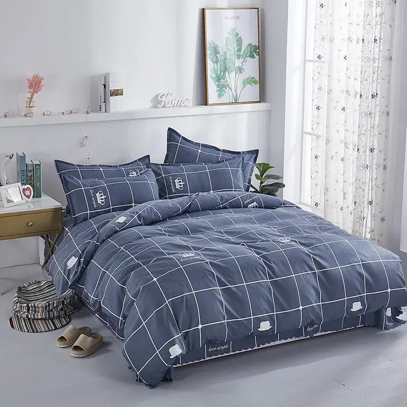 Decorbites™ all-season lightweight duvet cover in blue and white grid pattern with small hat motifs for comfortable luxury sleep