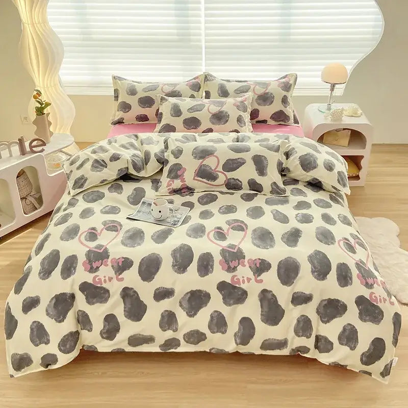 Cream-colored aloe cotton printed bedding set with gray leopard print and pink sweet girl text and heart designs