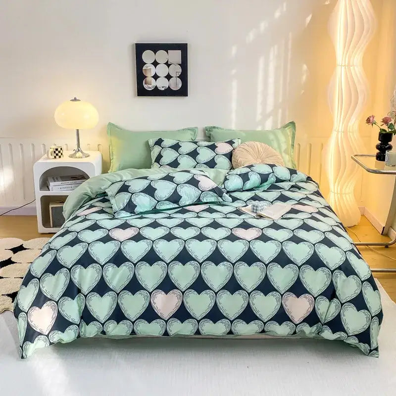 Cozy decorbites™ animal pattern bedding set with mint green and pale pink hearts on navy for king queen size use