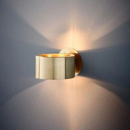 Black & Gold Modern Wall Lamp