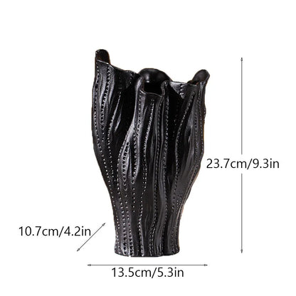 Ceramic Sea Vase with Nordic Modern Decor - A black - Vase