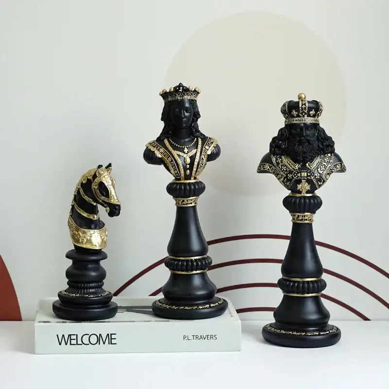 Decorbites chess figurines black and gold 30cm ornate crowns detailed regal attire for home decor
