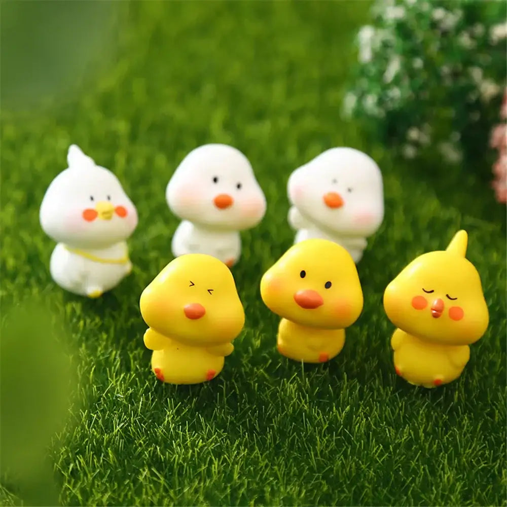 Decorbites chick doll yellow and white resin doll figurines miniature kawaii style with orange beaks and cheeks