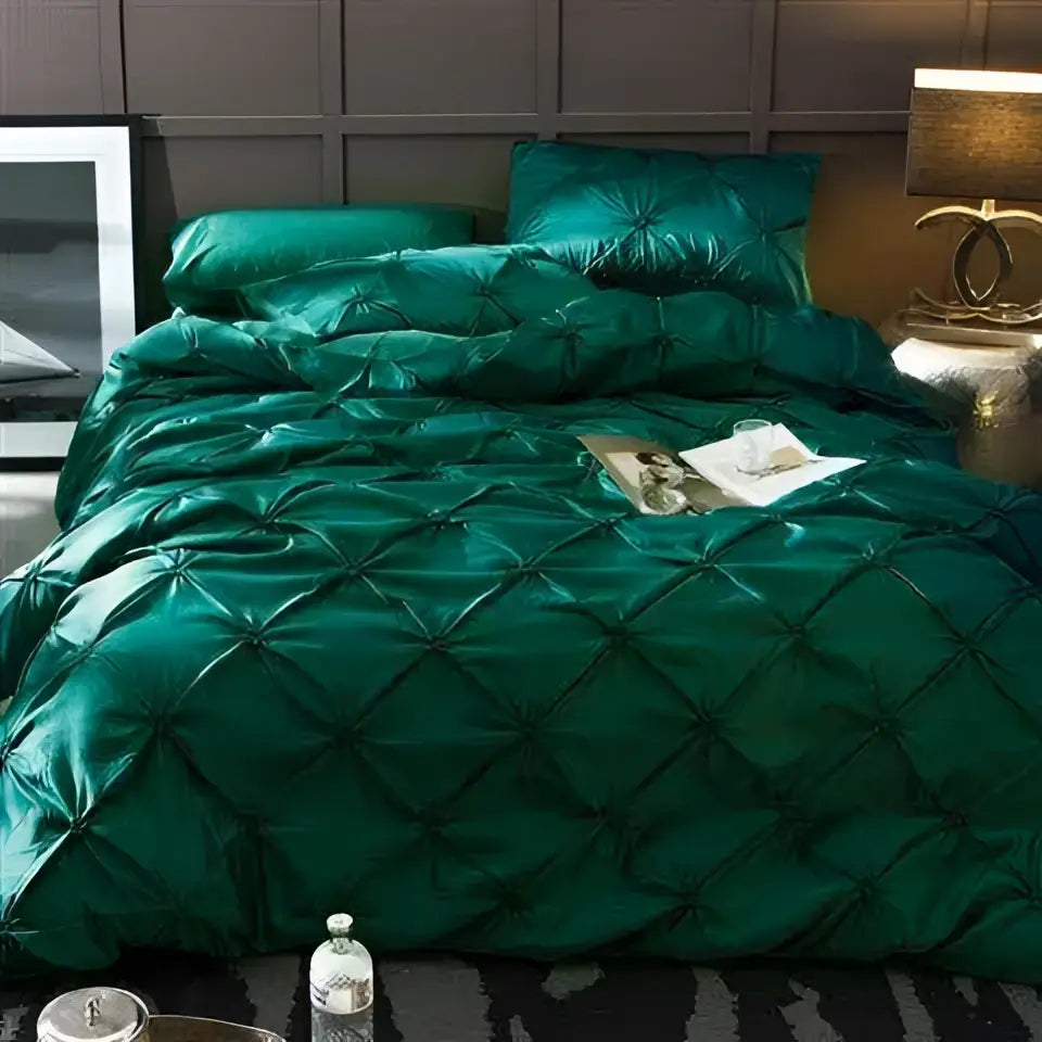 Emerald green satin quilted duvet cover set with diamond-stitched pattern from decorbites polyester bedding collection